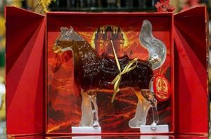 Rươu Linh Vat Ngưa 2026 Phap Nhap Khau